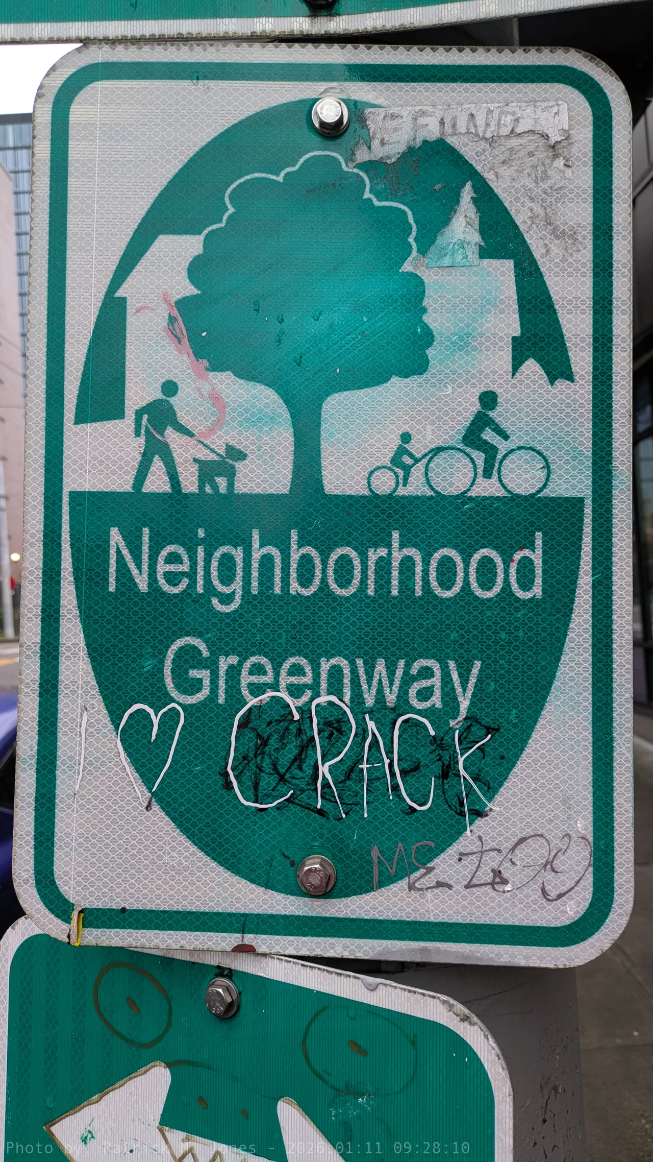 I <3 Crack